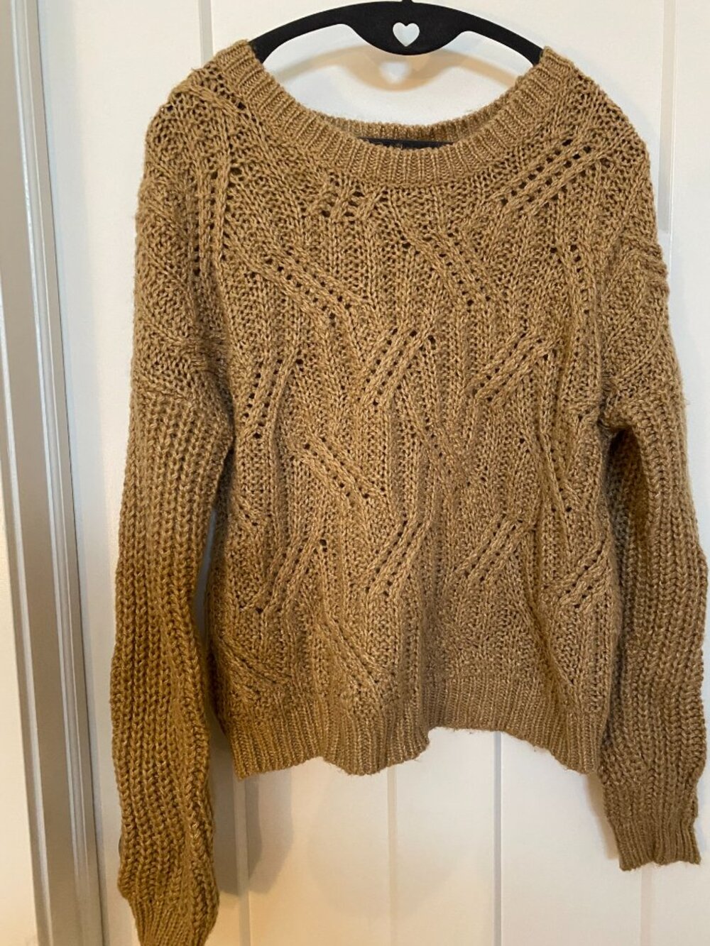 LIKE NEW! Tan Cable Knit Sweater